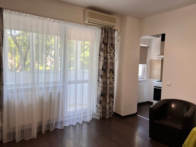 Tineretului, str Cuza Voda